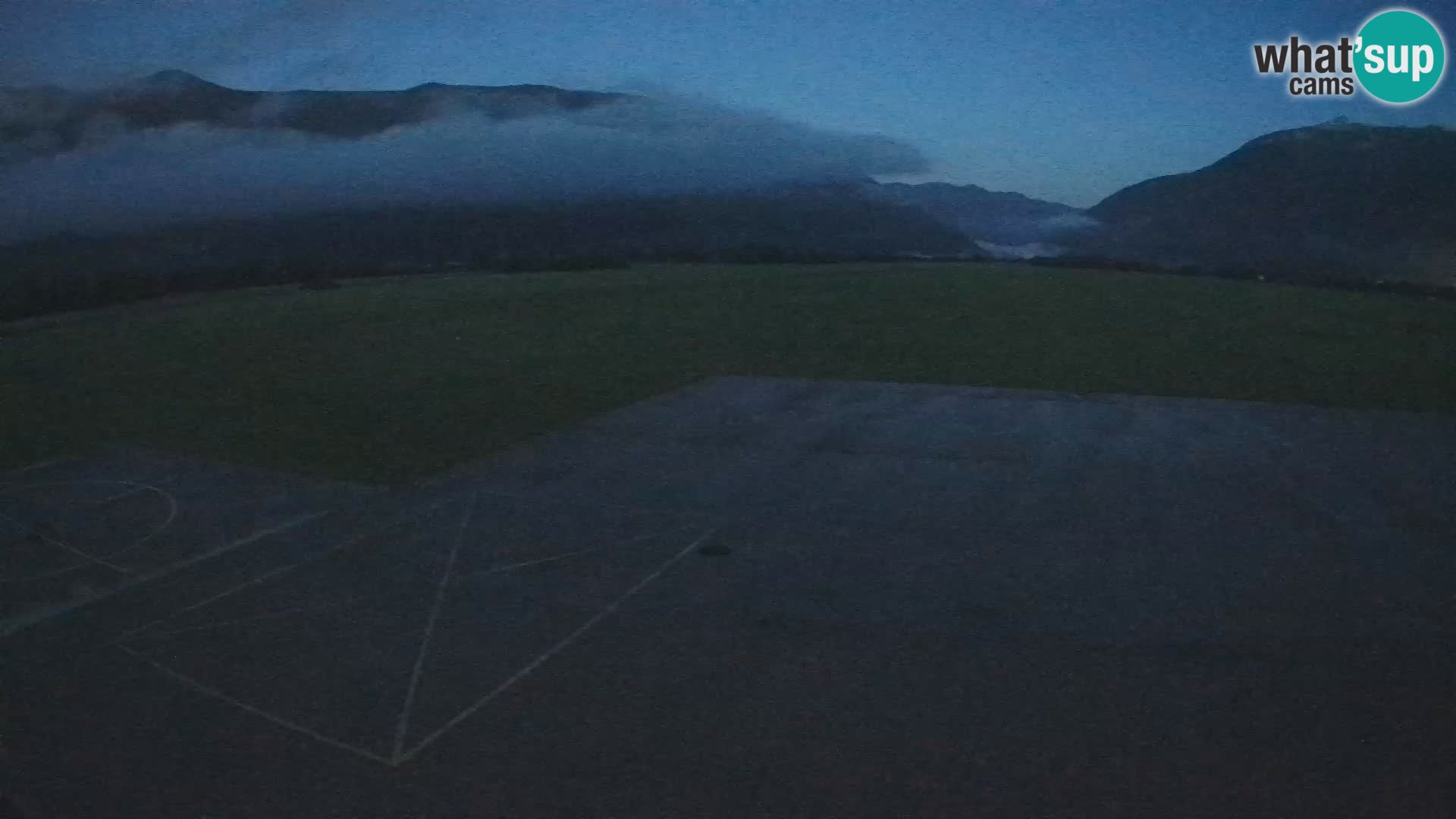 Webcam de l’aéroport de Bovec – Skydive Bovec