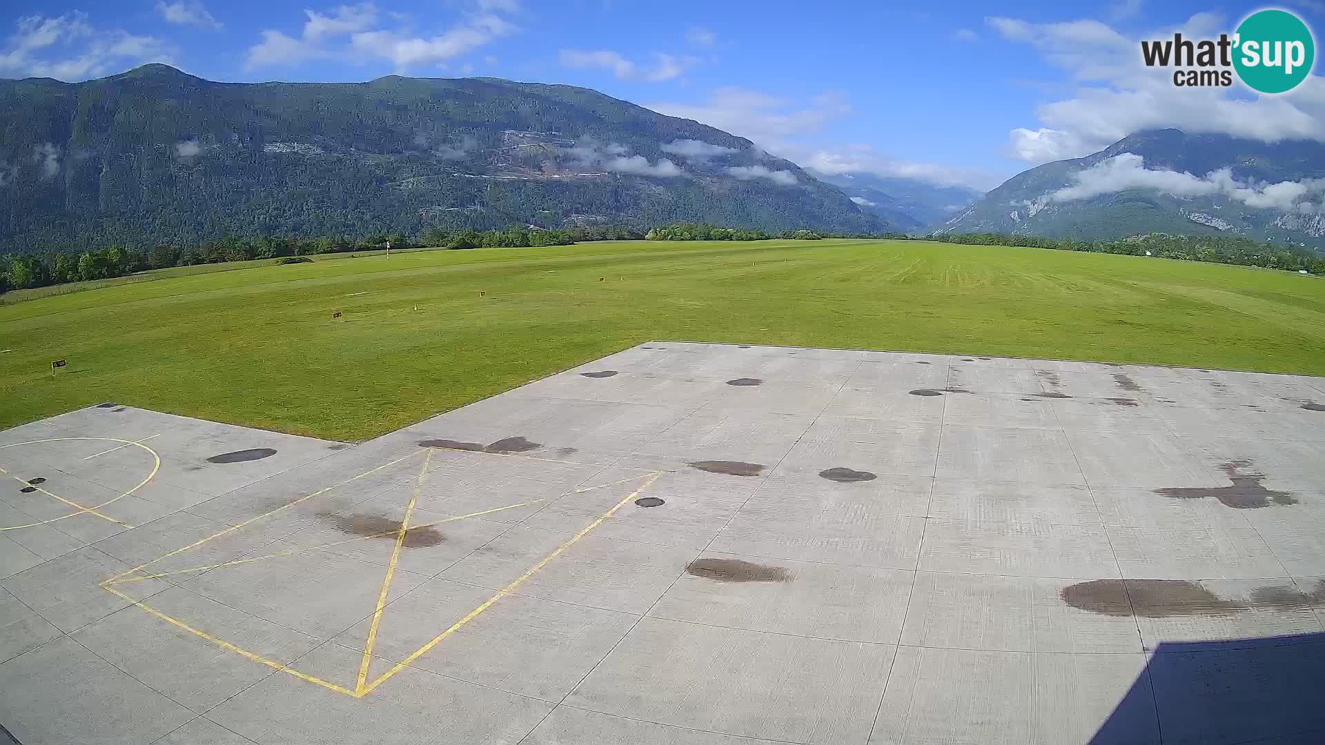 Bovec airport webcam – Skydive Bovec