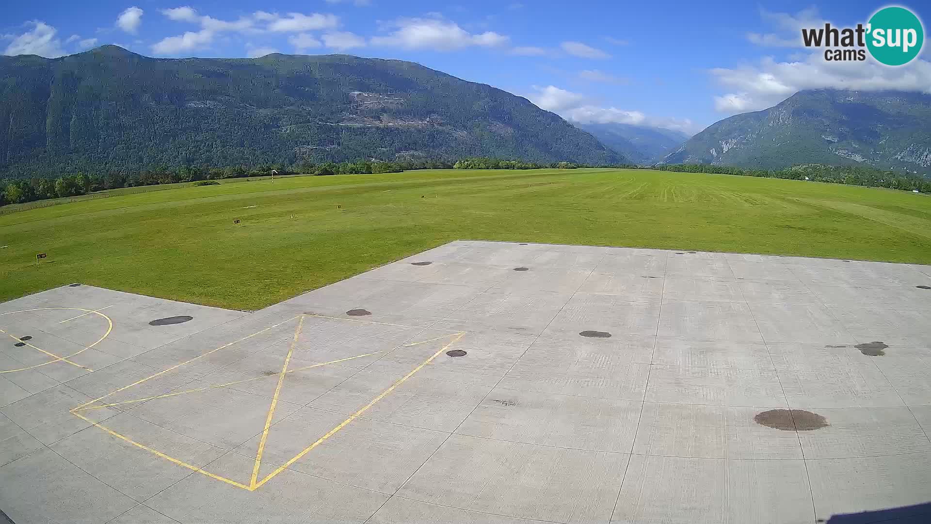 Bovec airport webcam – Skydive Bovec