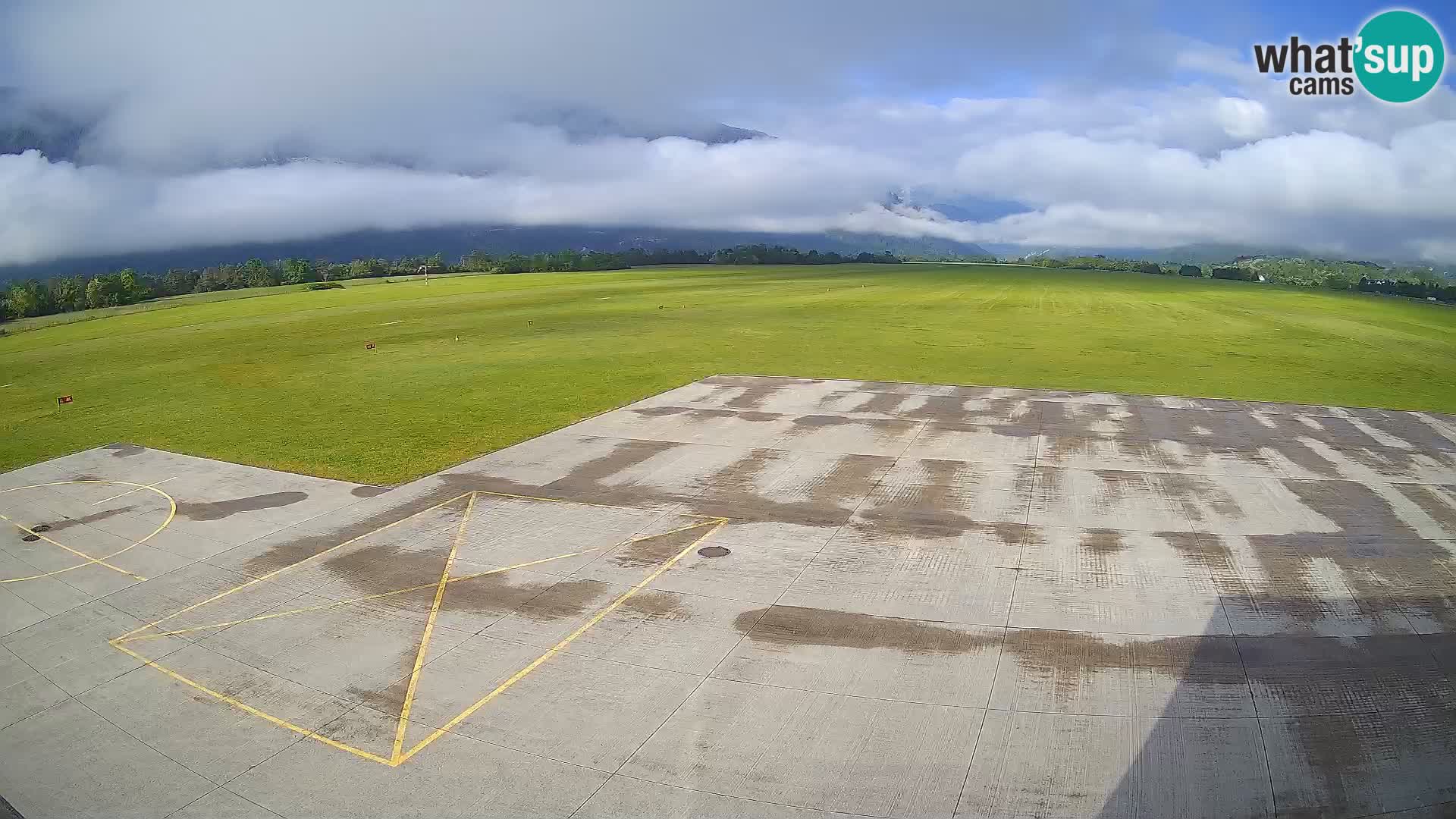 Cámara web del aeropuerto de Bovec – Skydive Bovec