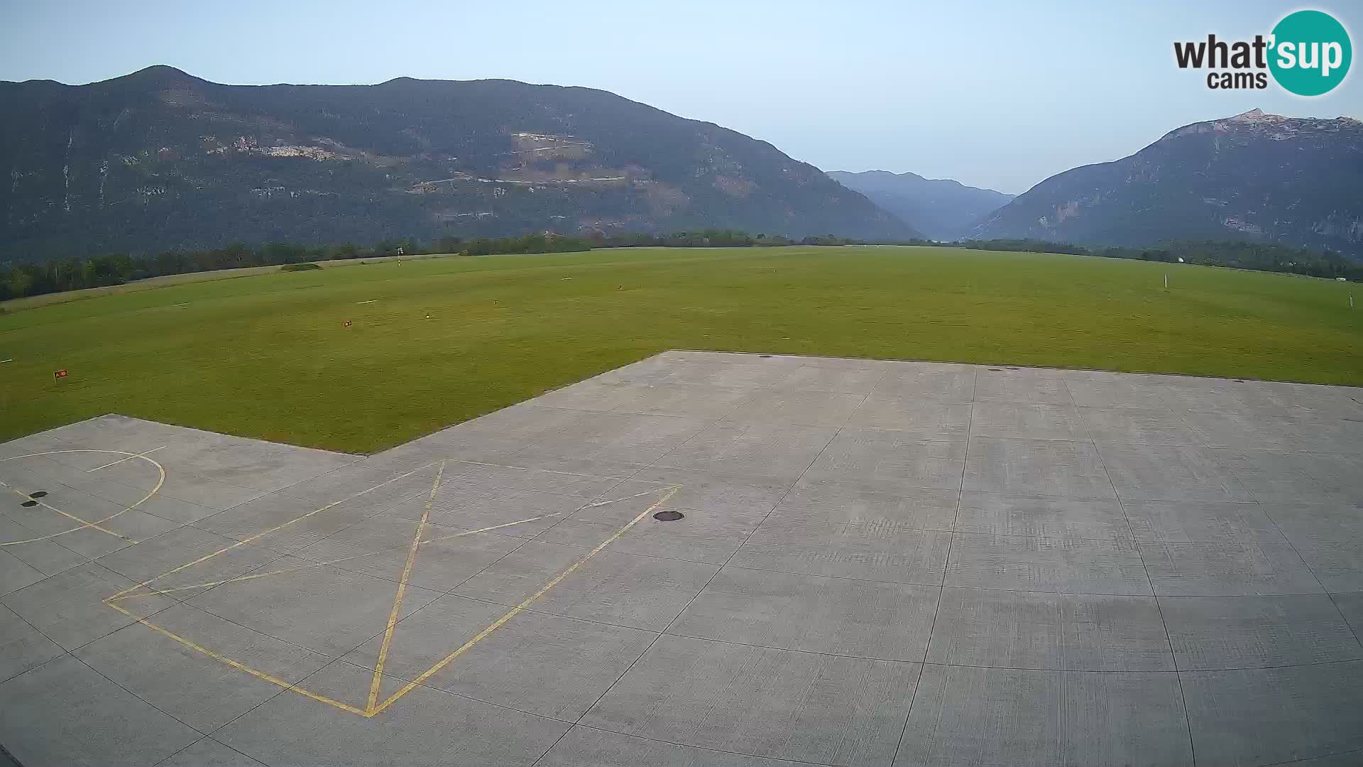 Bovec airport webcam – Skydive Bovec