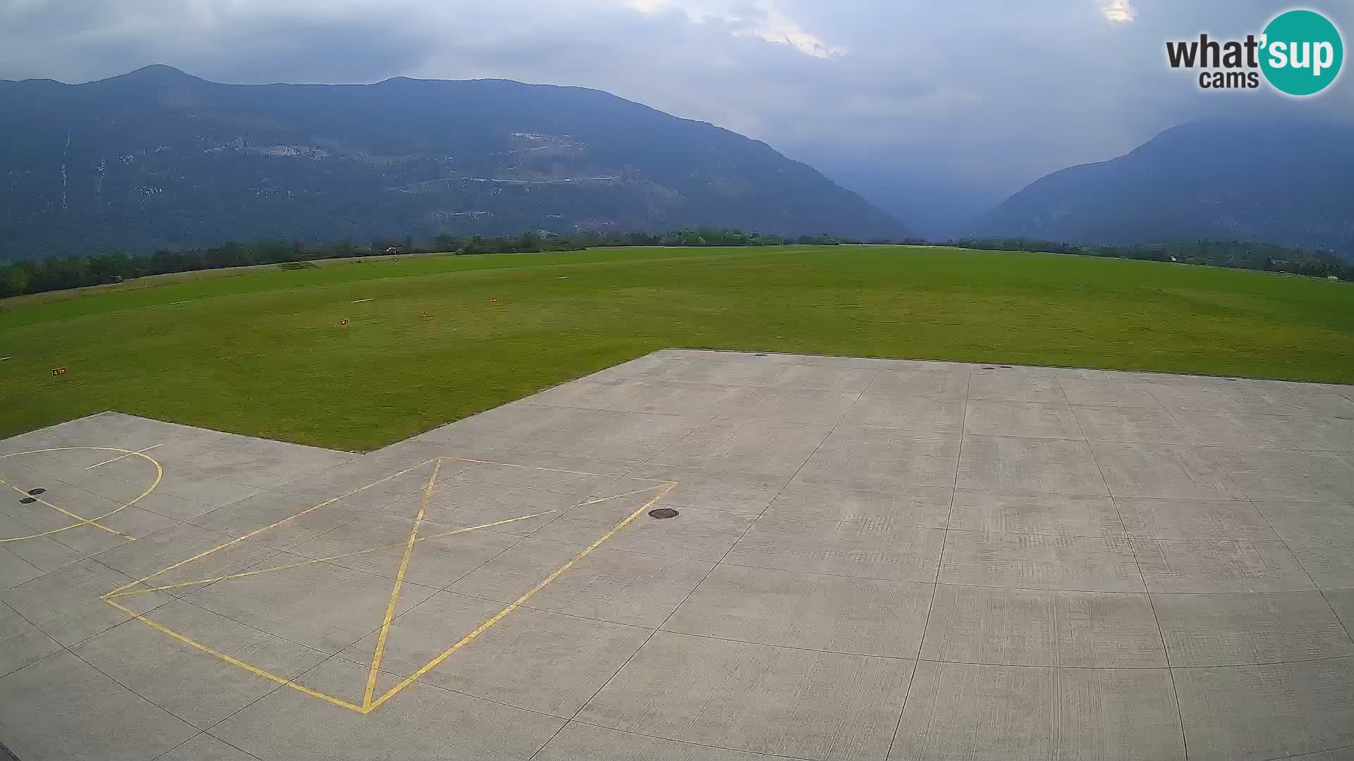 Bovec airport webcam – Skydive Bovec