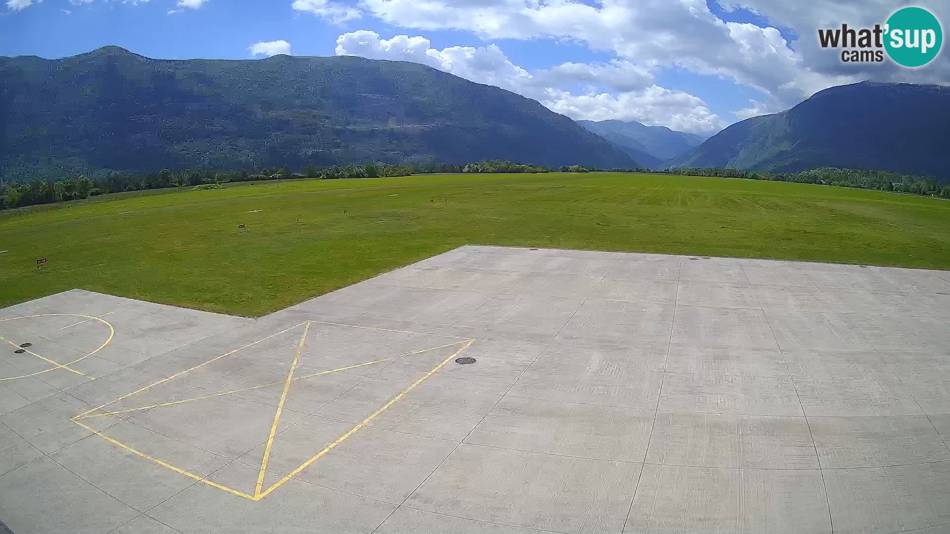 Web kamera zračne luke Bovec – Skydive Bovec