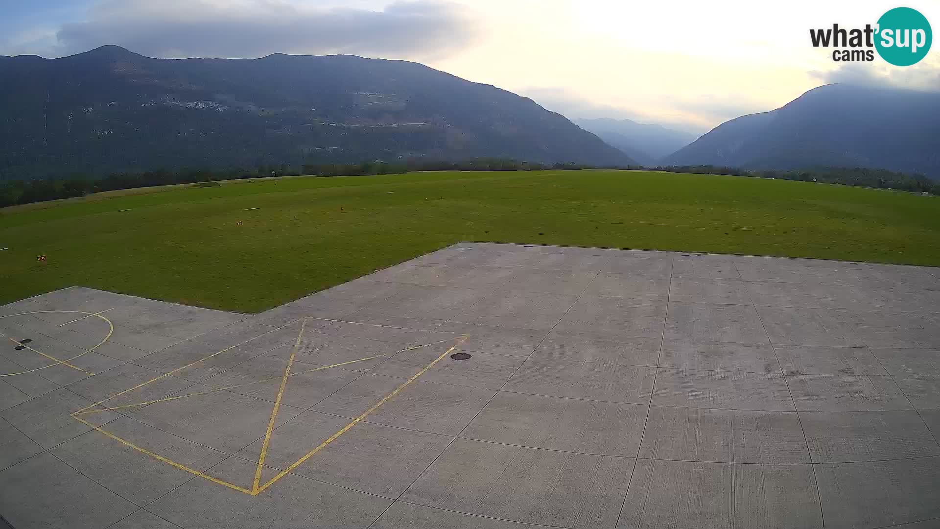 Webcam des Flughafens Bovec – Skydive Bovec