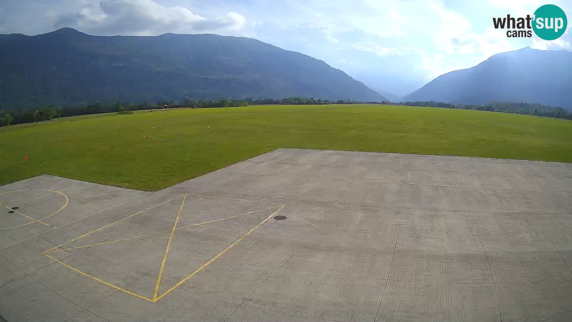 Webcam de l’aéroport de Bovec – Skydive Bovec