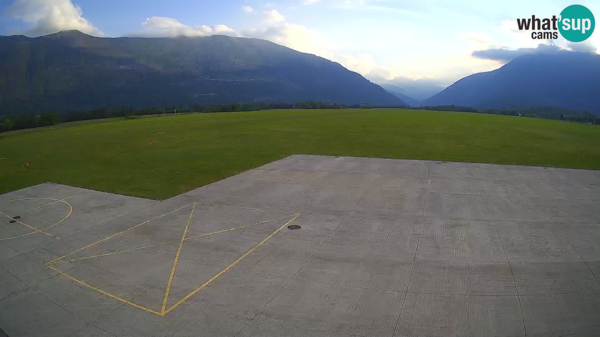 L’aeroporto di Bovec webcam – Skydive Bovec