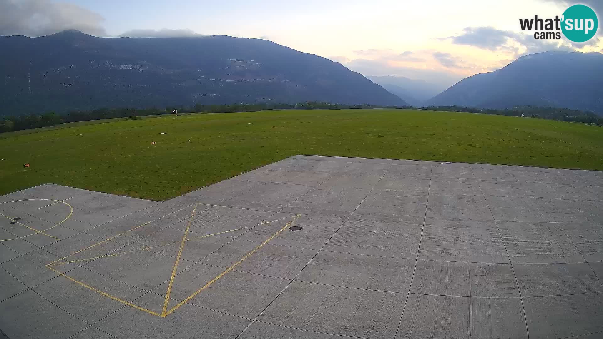 Cámara web del aeropuerto de Bovec – Skydive Bovec