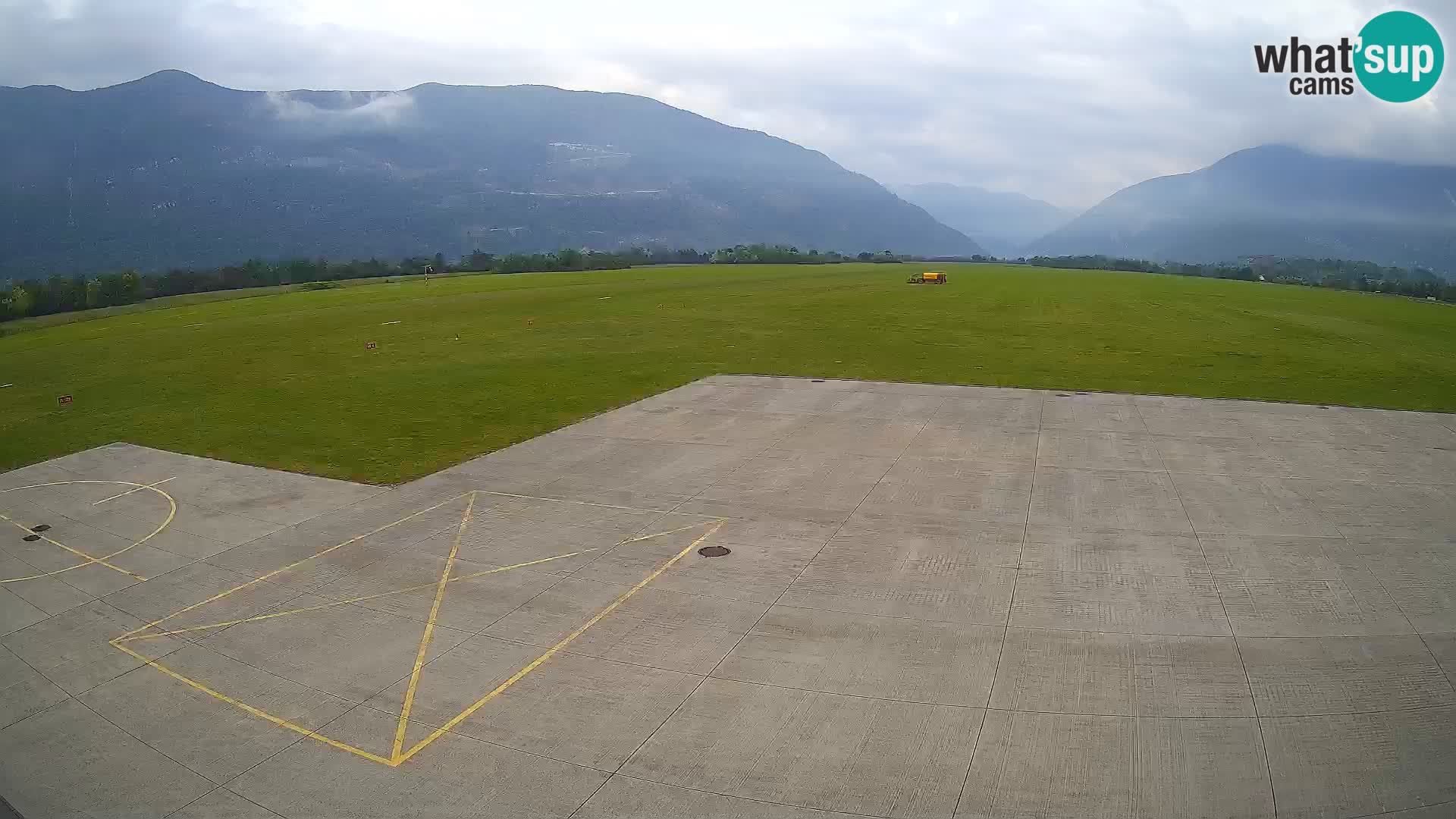 Web kamera zračne luke Bovec – Skydive Bovec