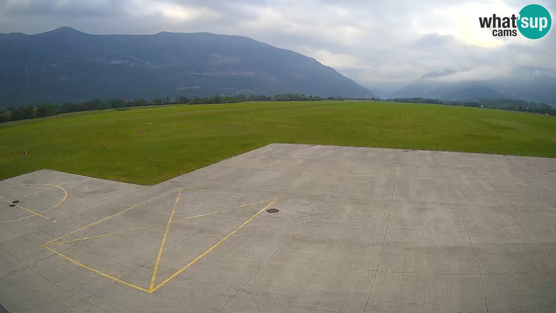Bovec airport webcam – Skydive Bovec