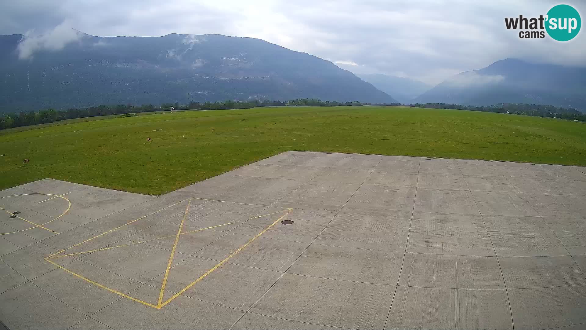 Bovec airport webcam – Skydive Bovec