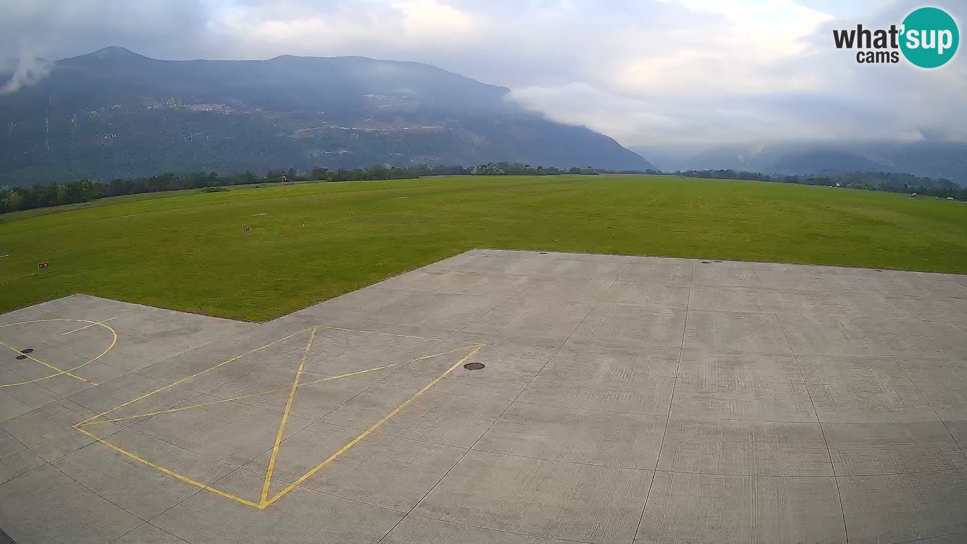 Webcam de l’aéroport de Bovec – Skydive Bovec