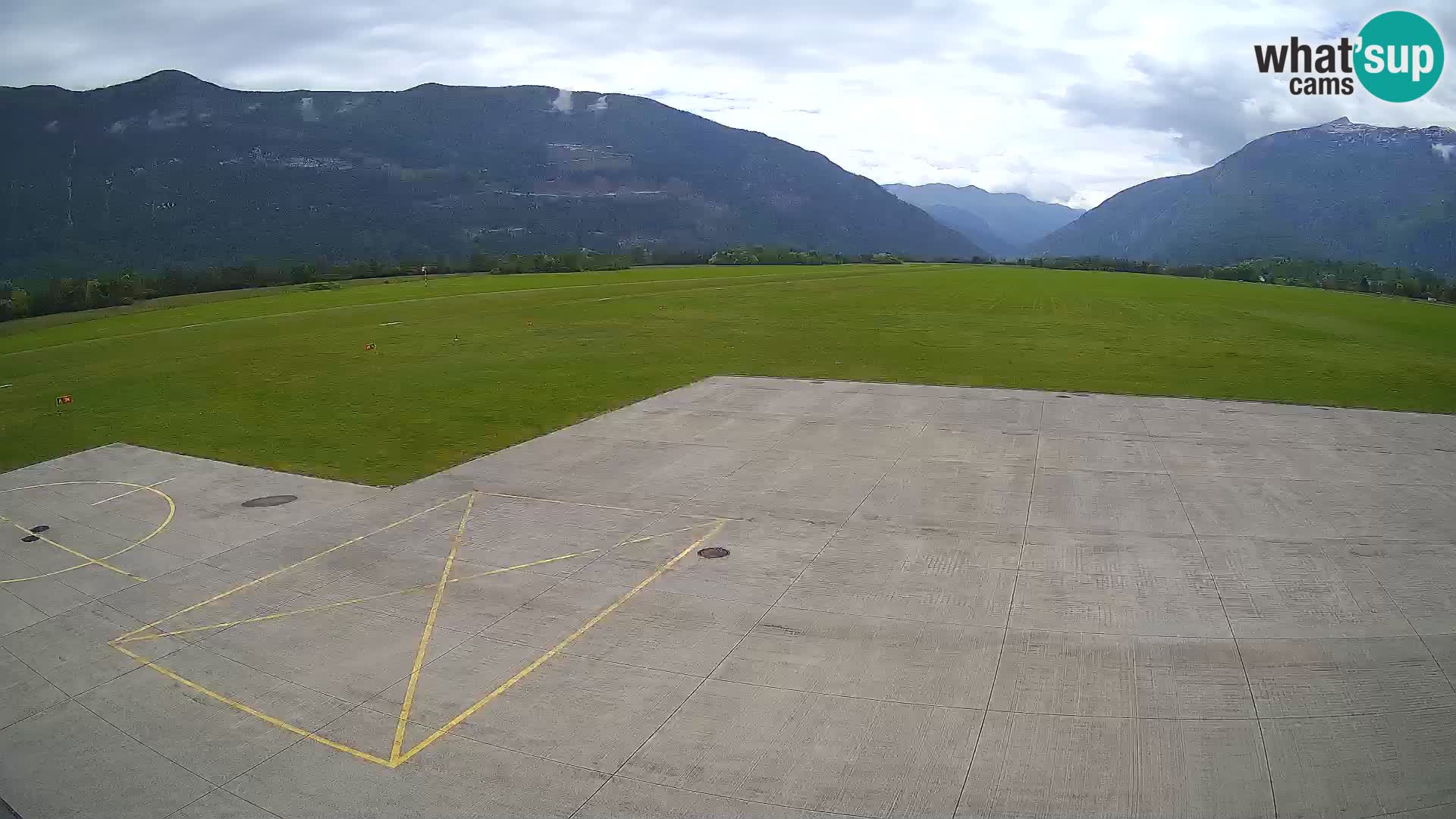Web kamera zračne luke Bovec – Skydive Bovec