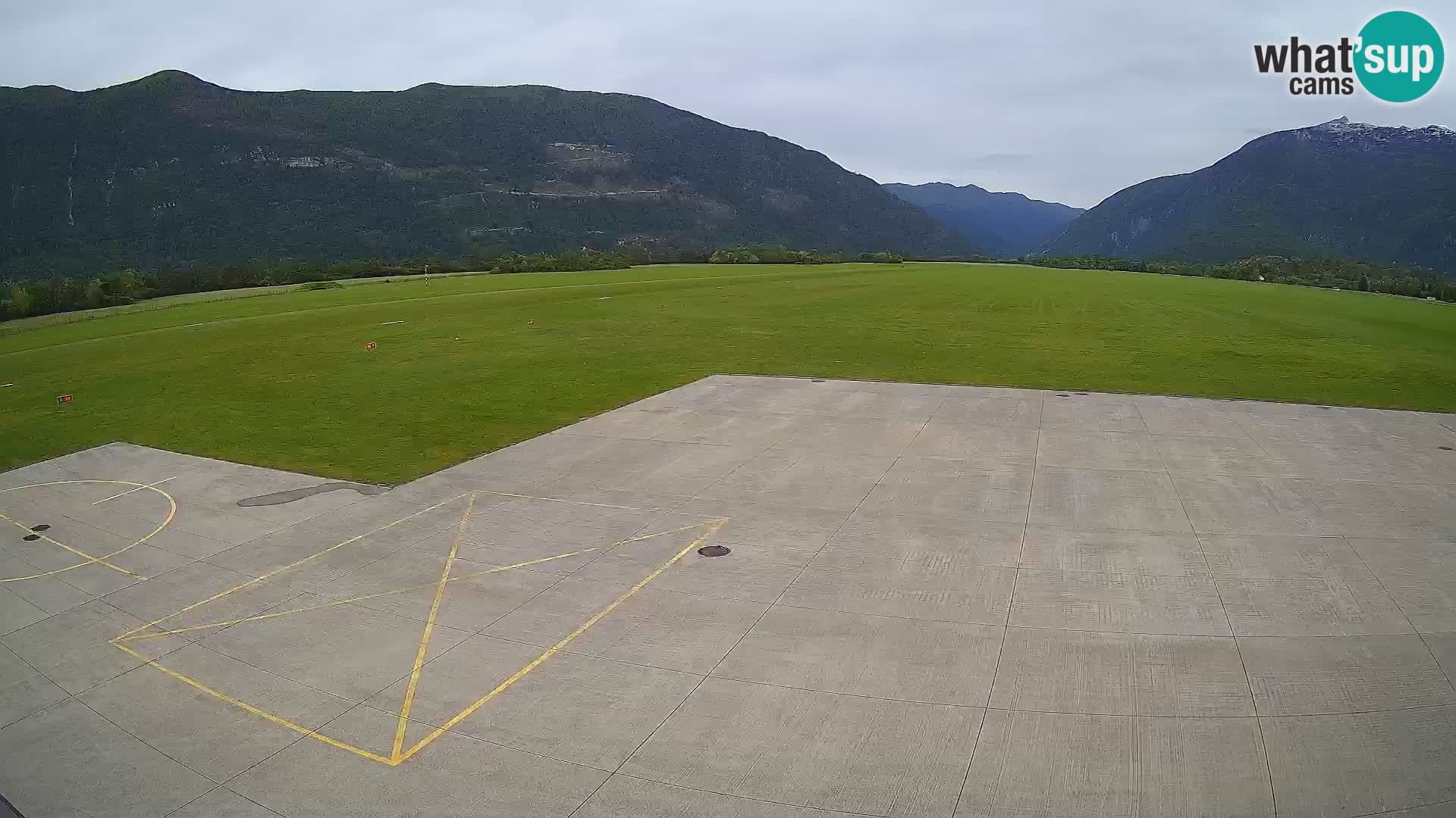 Bovec airport webcam – Skydive Bovec