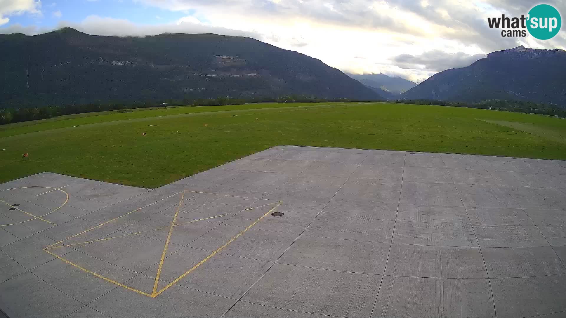L’aeroporto di Bovec webcam – Skydive Bovec
