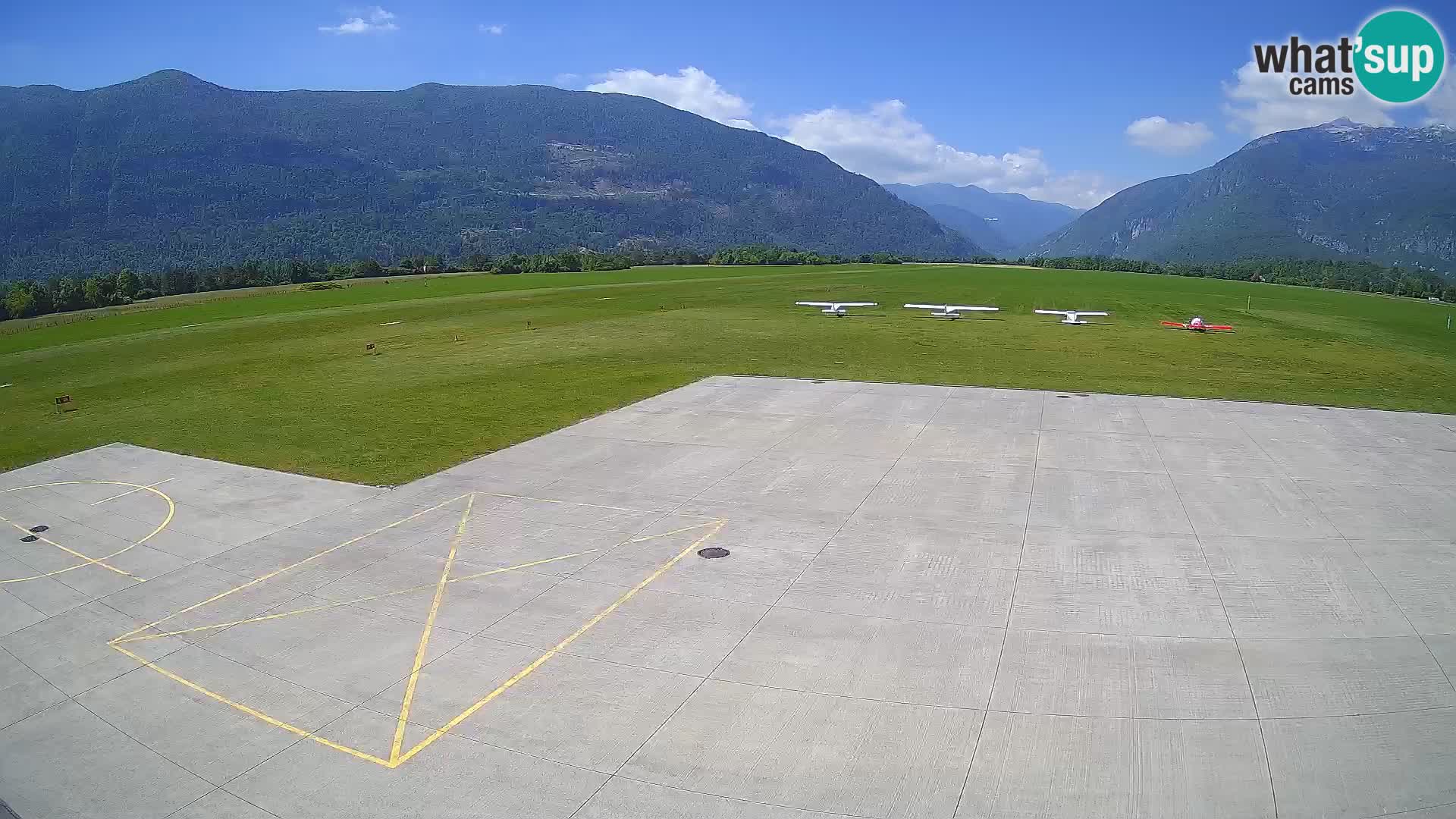 Webcam de l’aéroport de Bovec – Skydive Bovec