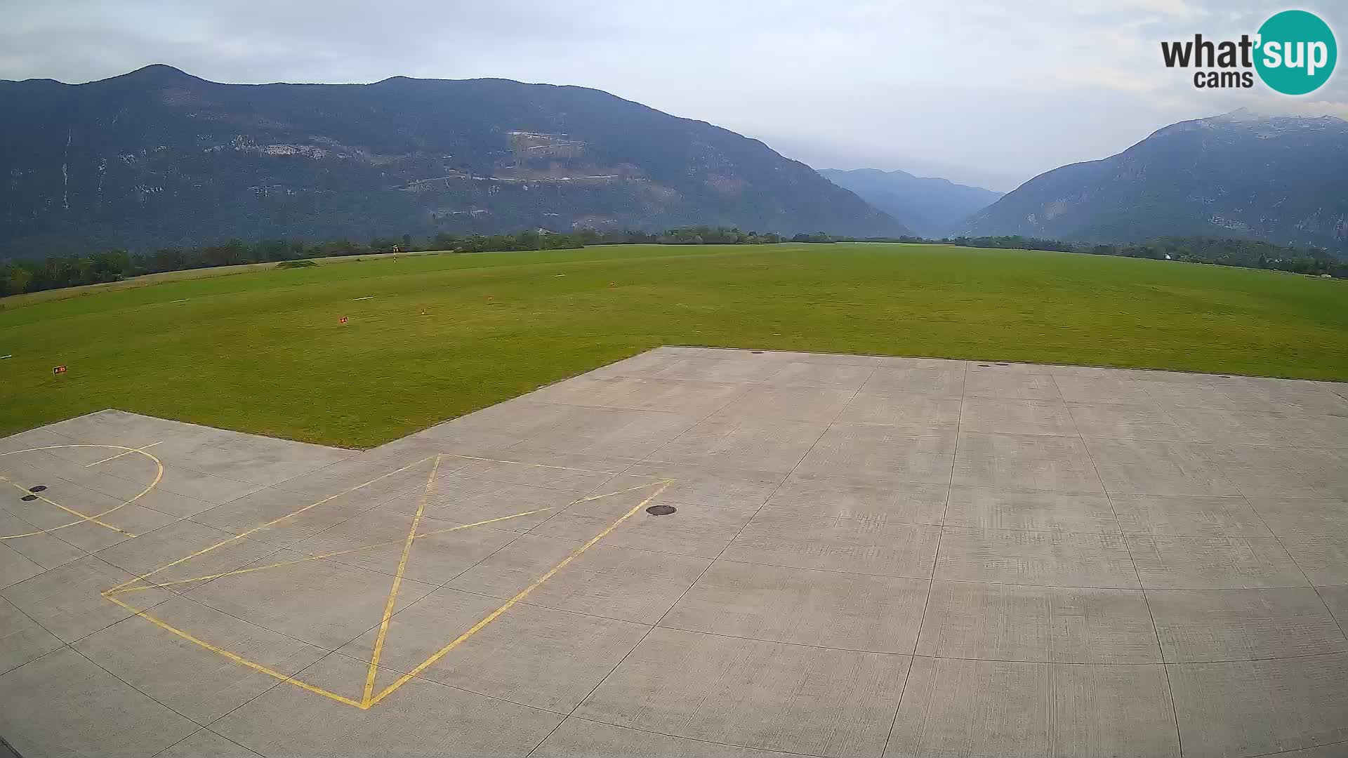 Bovec airport webcam – Skydive Bovec