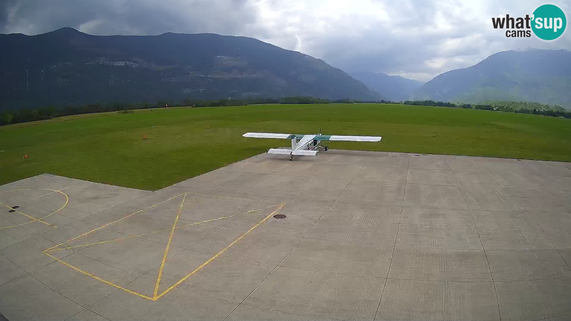 Cámara web del aeropuerto de Bovec – Skydive Bovec