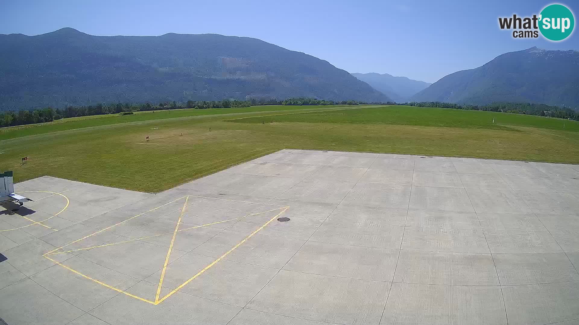 Bovec airport webcam – Skydive Bovec