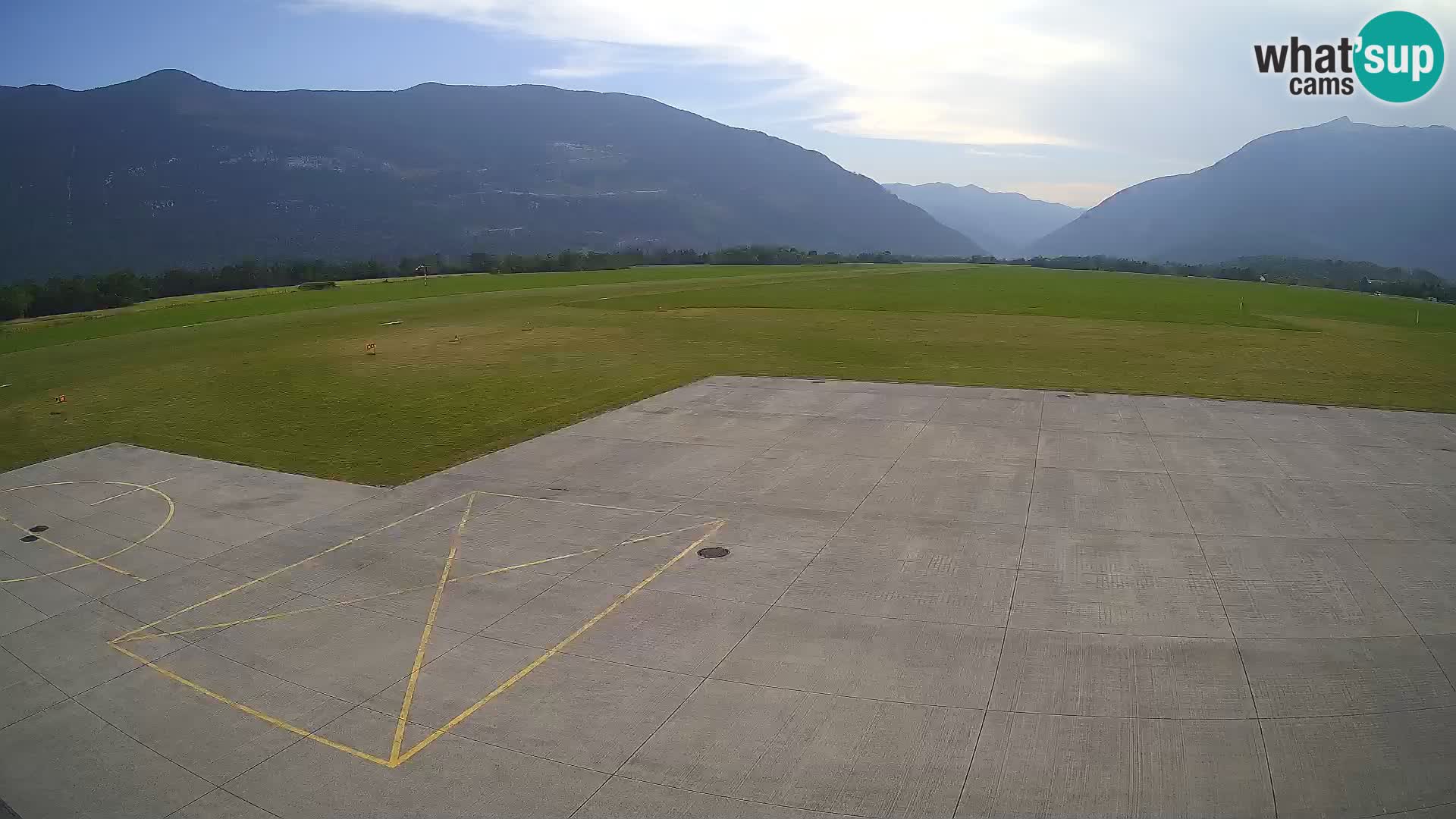 Bovec airport webcam – Skydive Bovec