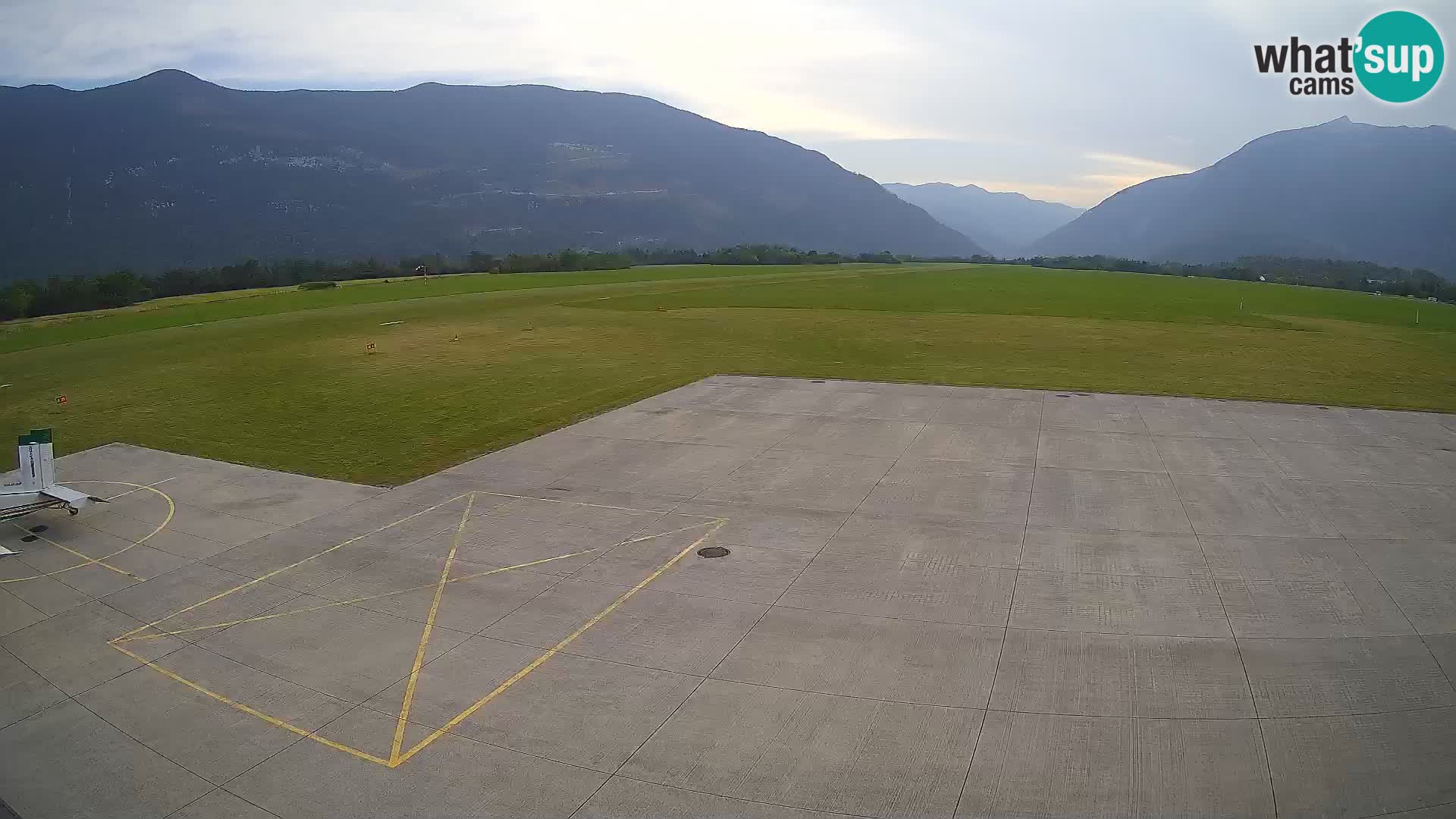 Bovec airport webcam – Skydive Bovec