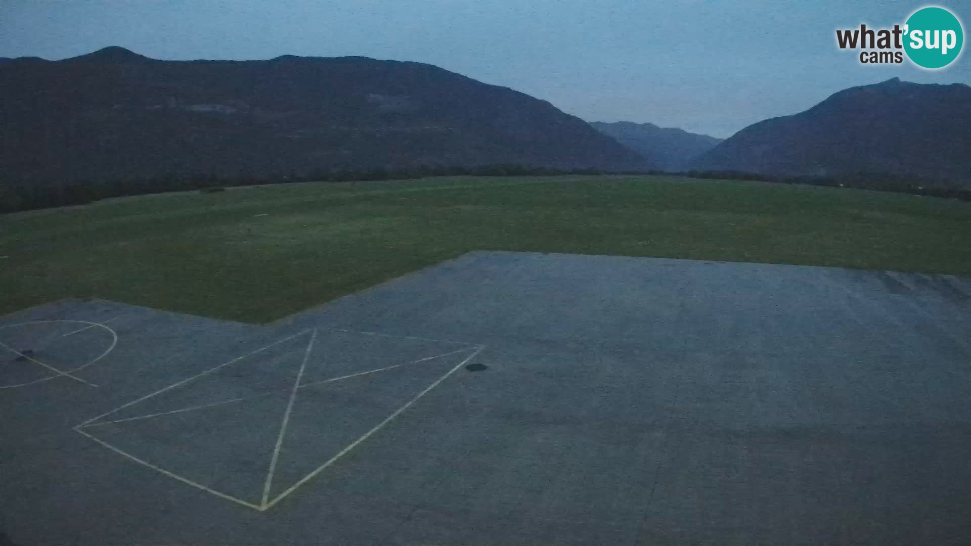 Bovec airport webcam – Skydive Bovec