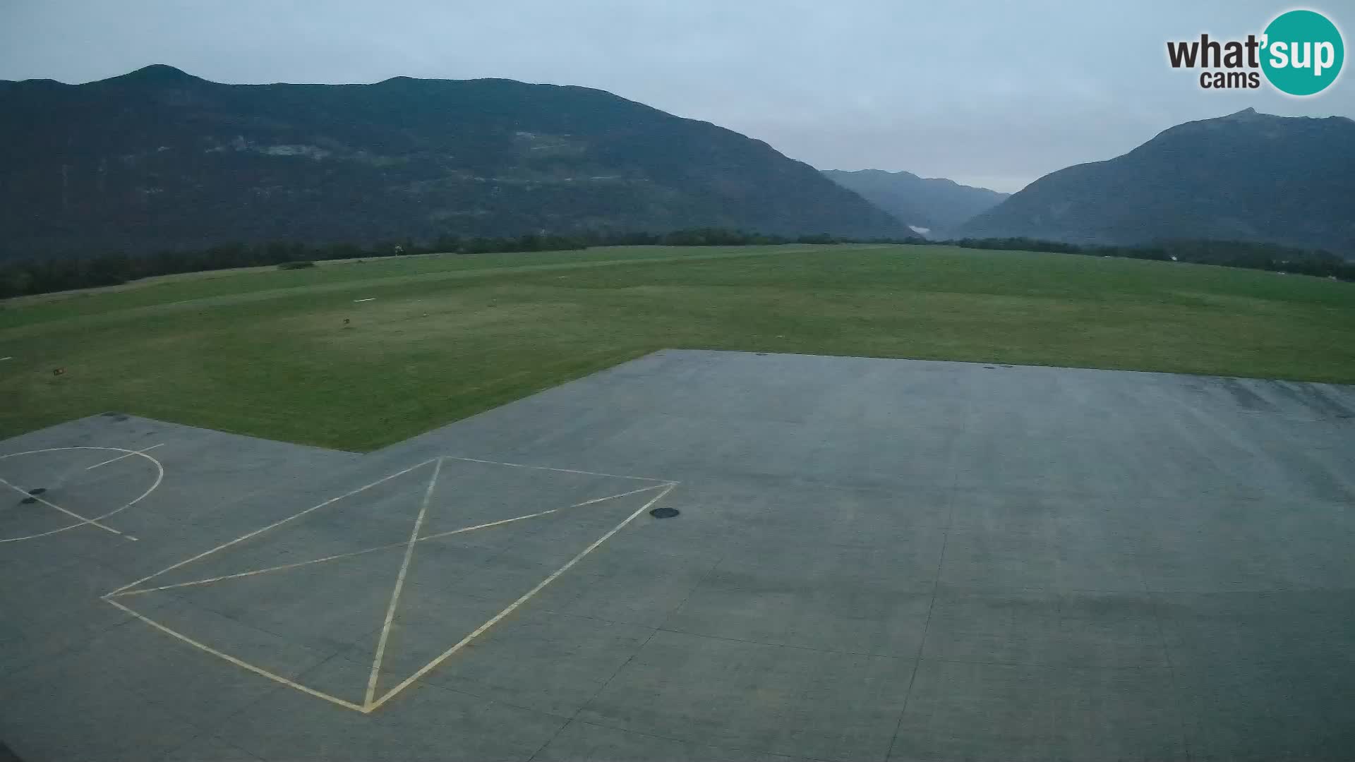 Bovec airport webcam – Skydive Bovec