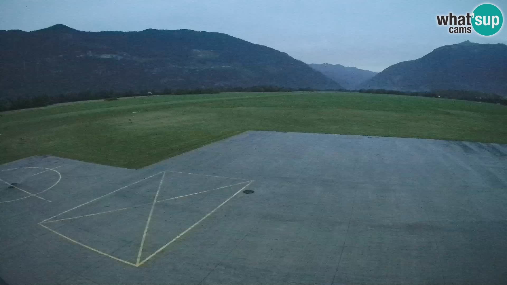 Webcam de l’aéroport de Bovec – Skydive Bovec