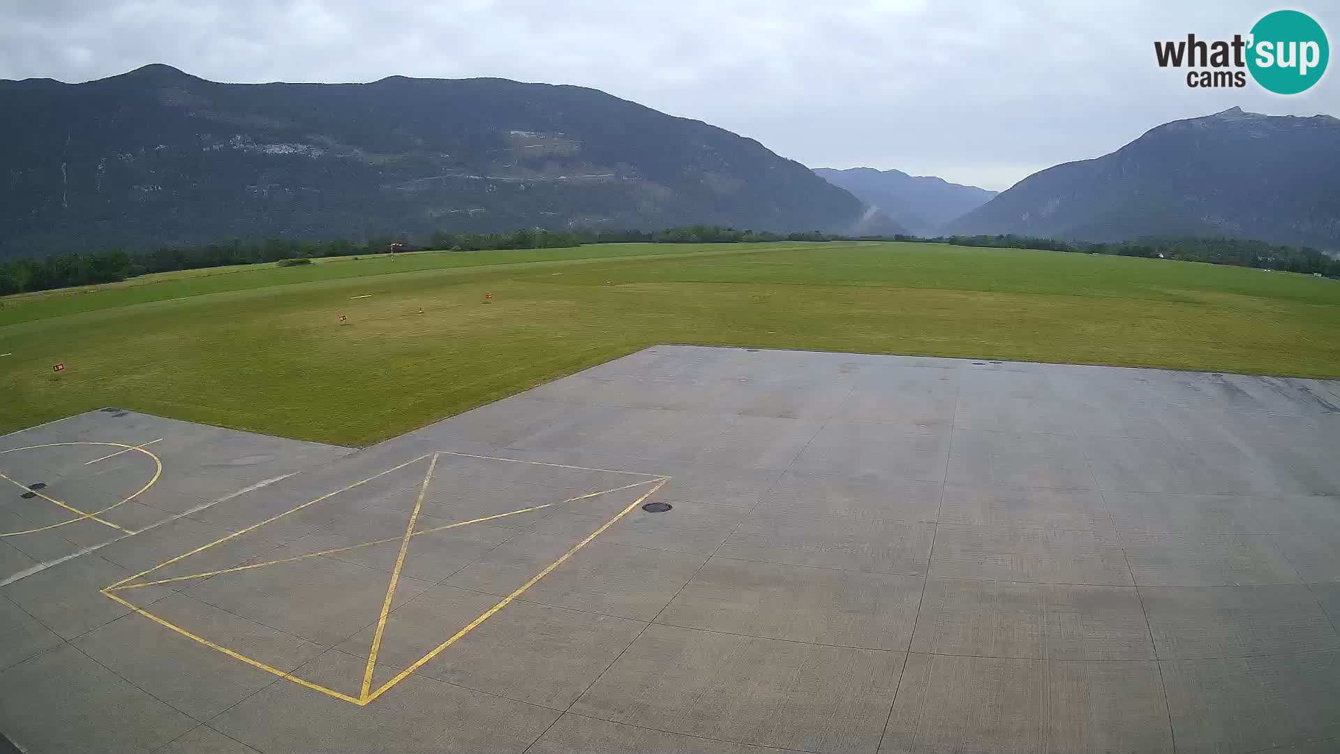 Bovec airport webcam – Skydive Bovec
