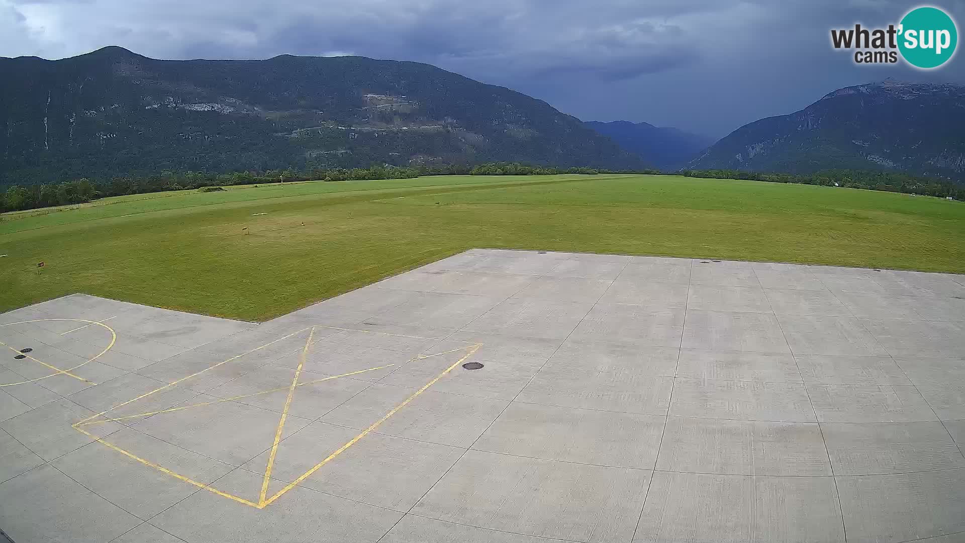 Webcam de l’aéroport de Bovec – Skydive Bovec