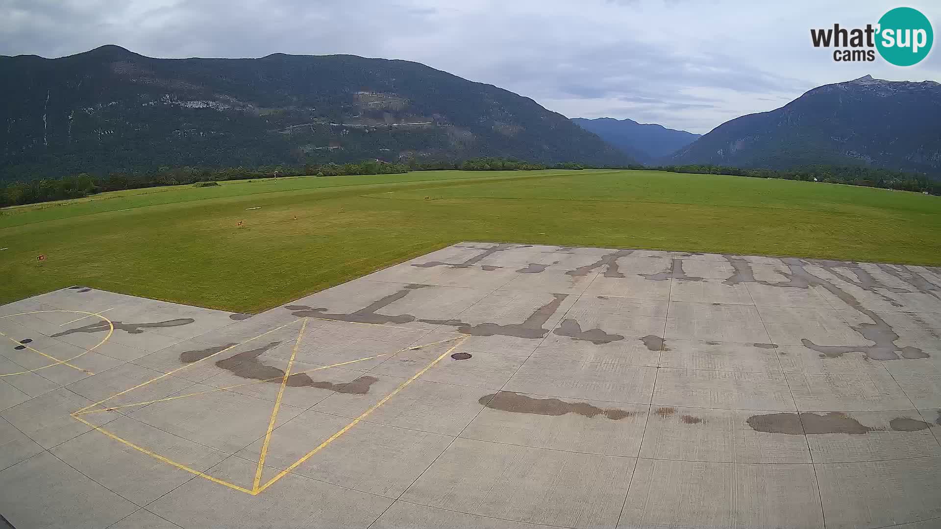 Web kamera zračne luke Bovec – Skydive Bovec