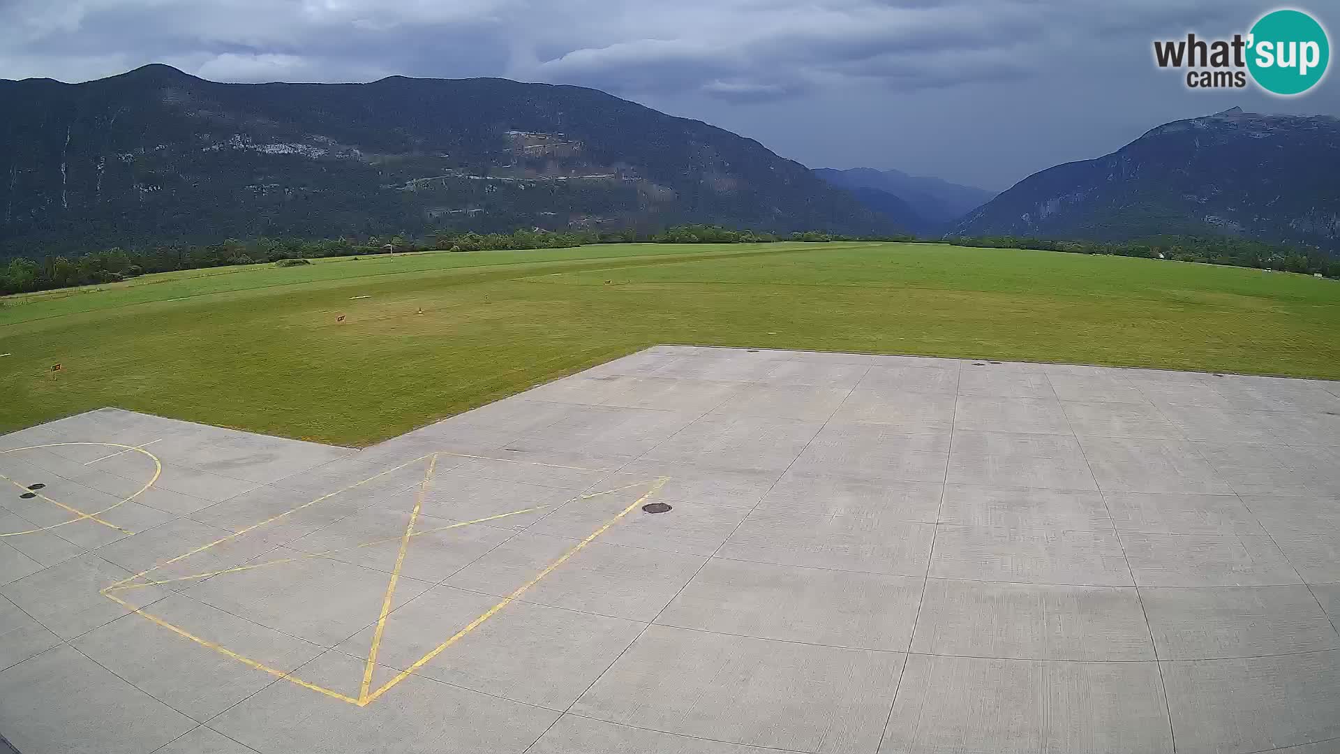 Cámara web del aeropuerto de Bovec – Skydive Bovec