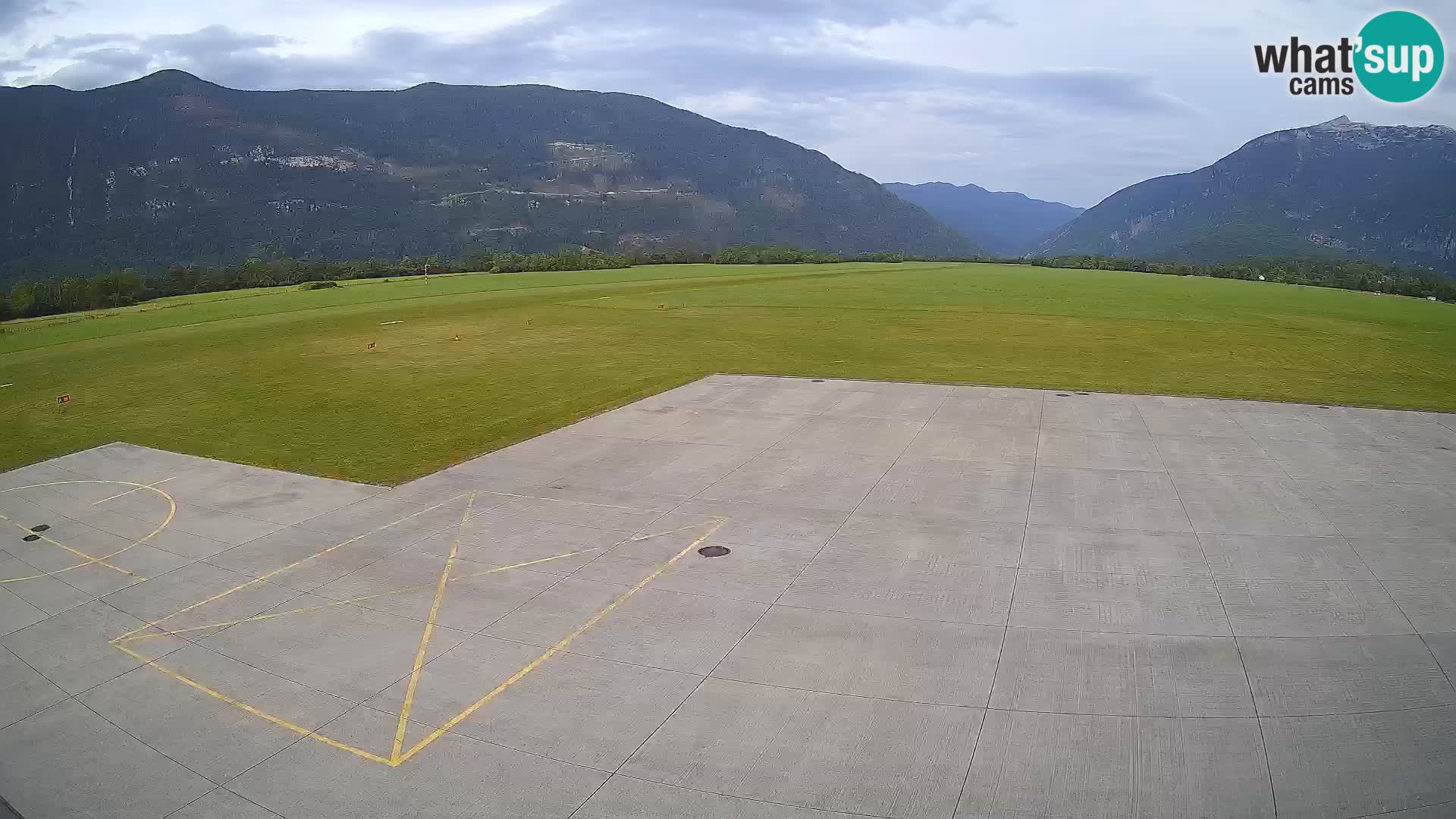 Cámara web del aeropuerto de Bovec – Skydive Bovec