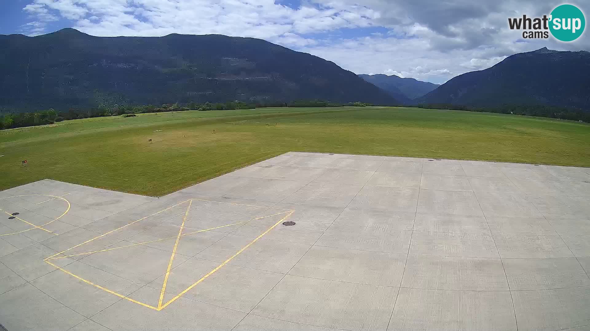 Web kamera zračne luke Bovec – Skydive Bovec