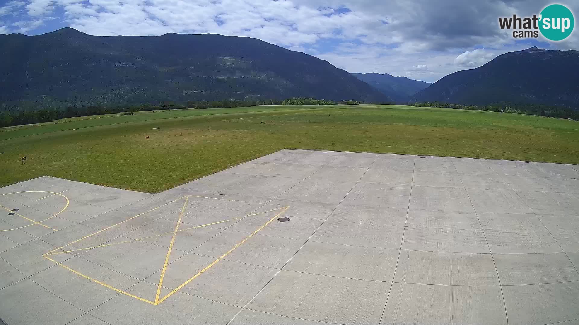 Cámara web del aeropuerto de Bovec – Skydive Bovec
