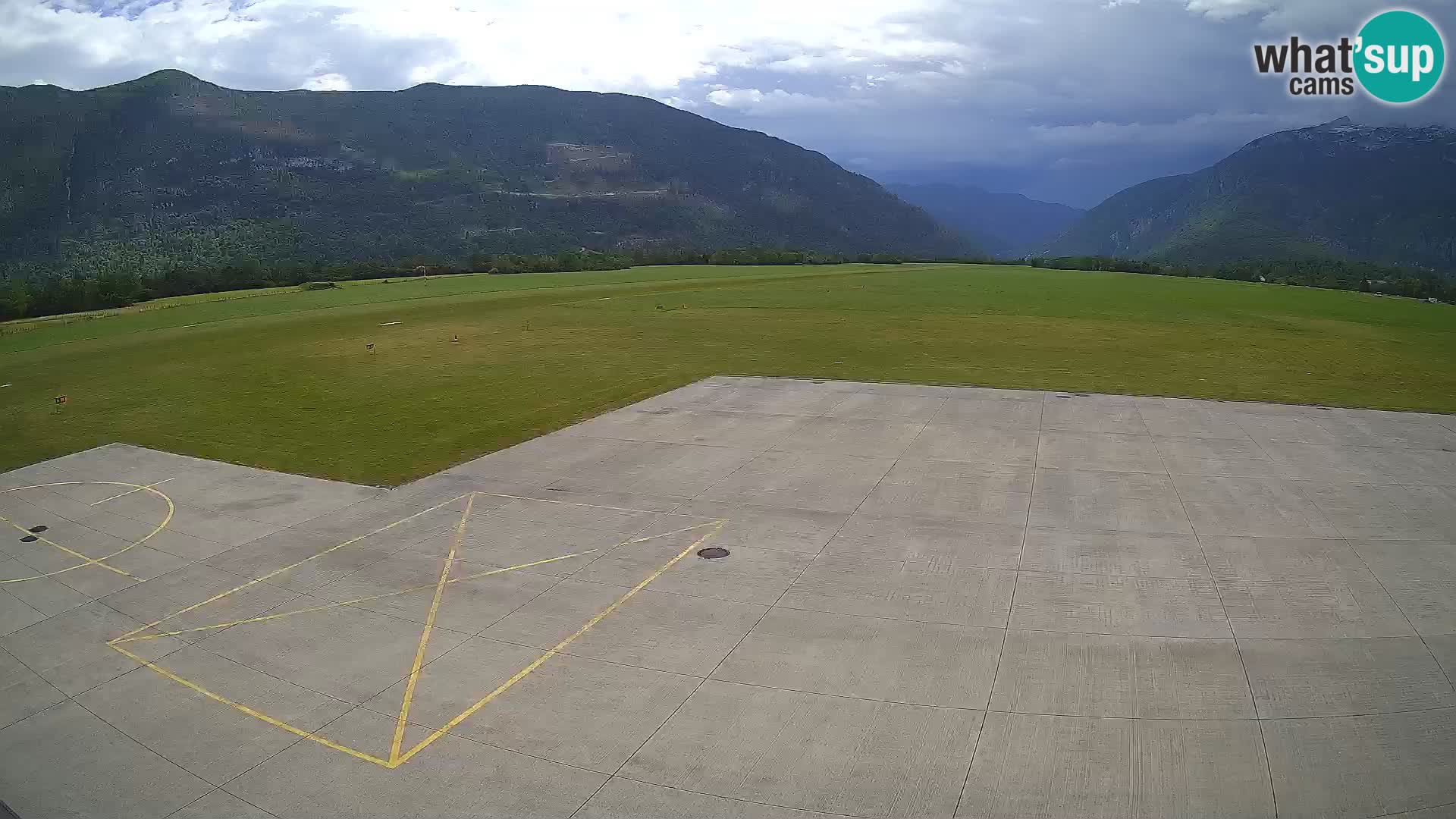 Webcam des Flughafens Bovec – Skydive Bovec
