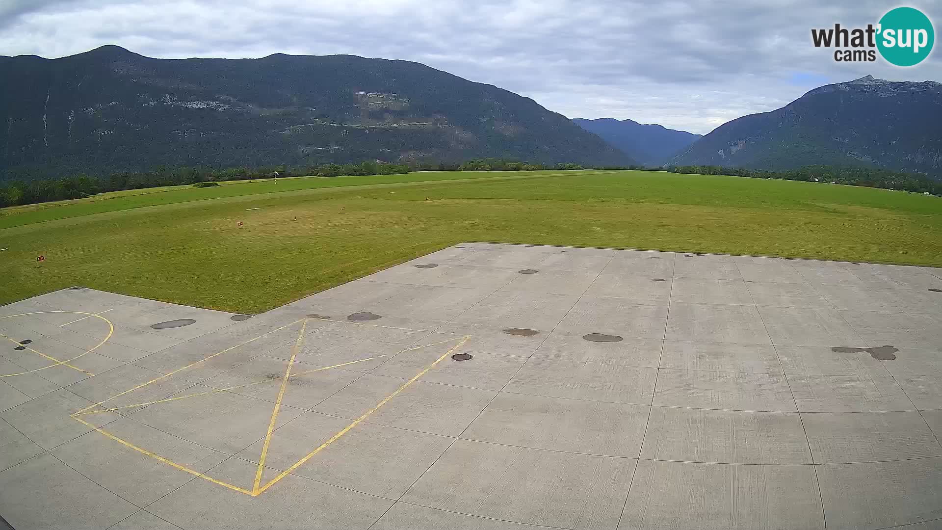 Bovec airport webcam – Skydive Bovec