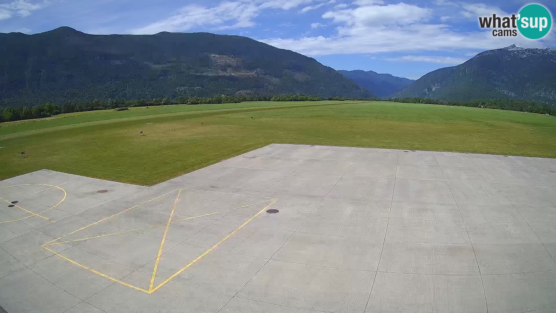 Webcam des Flughafens Bovec – Skydive Bovec