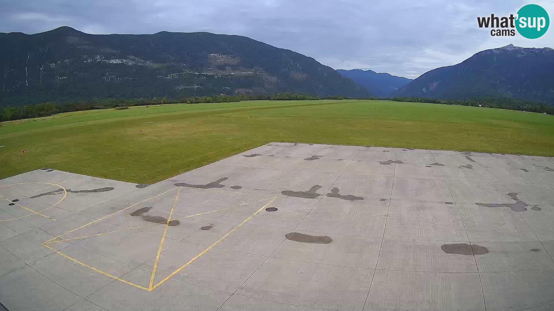 Cámara web del aeropuerto de Bovec – Skydive Bovec