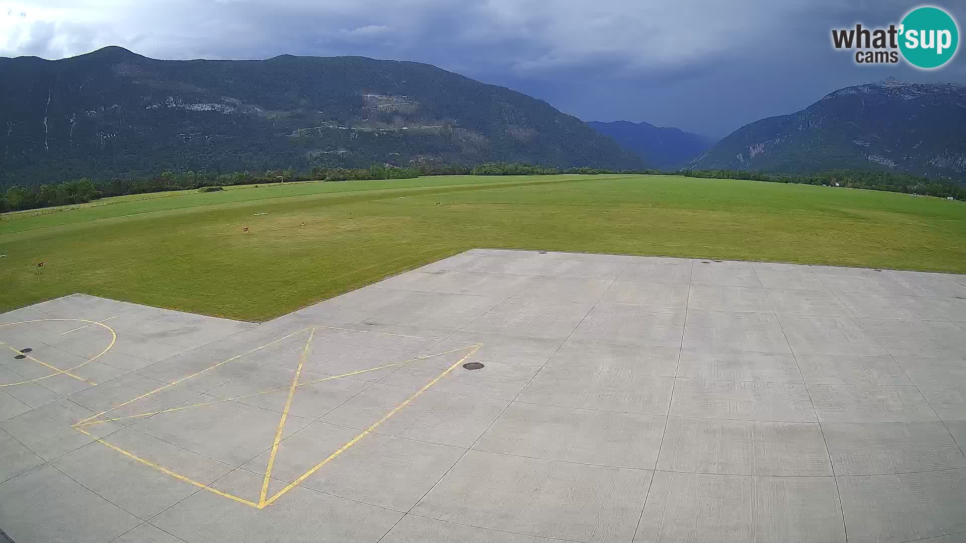 Webcam de l’aéroport de Bovec – Skydive Bovec