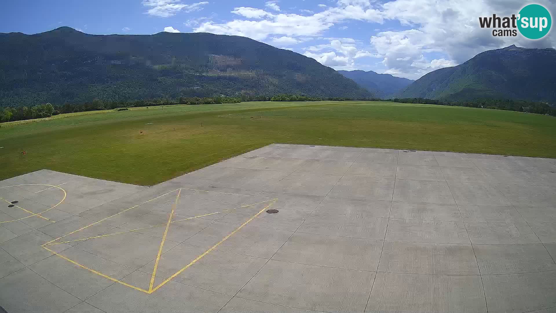 Web kamera zračne luke Bovec – Skydive Bovec