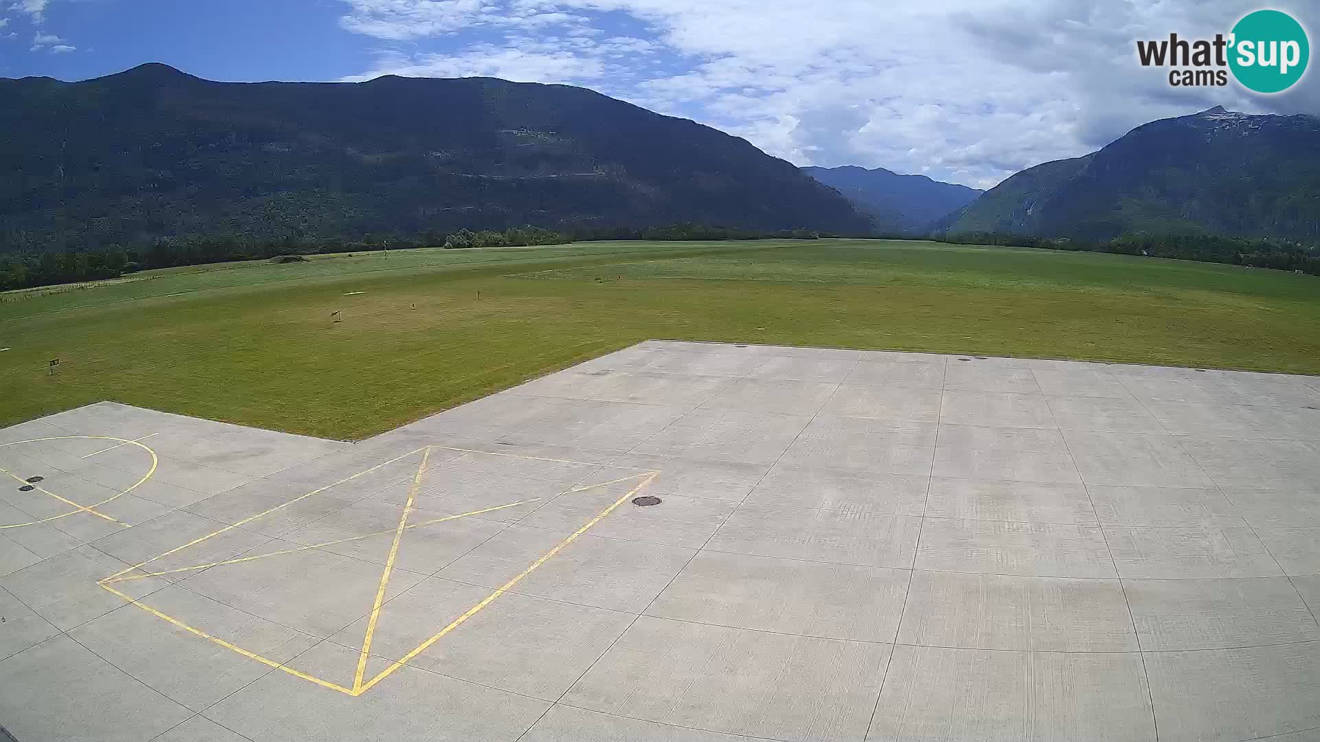 Web kamera zračne luke Bovec – Skydive Bovec