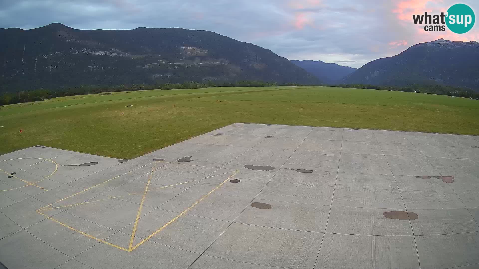 Webcam de l’aéroport de Bovec – Skydive Bovec