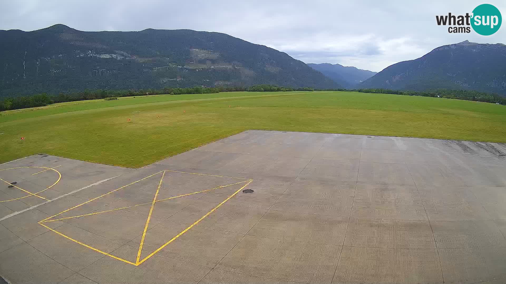 Webcam des Flughafens Bovec – Skydive Bovec