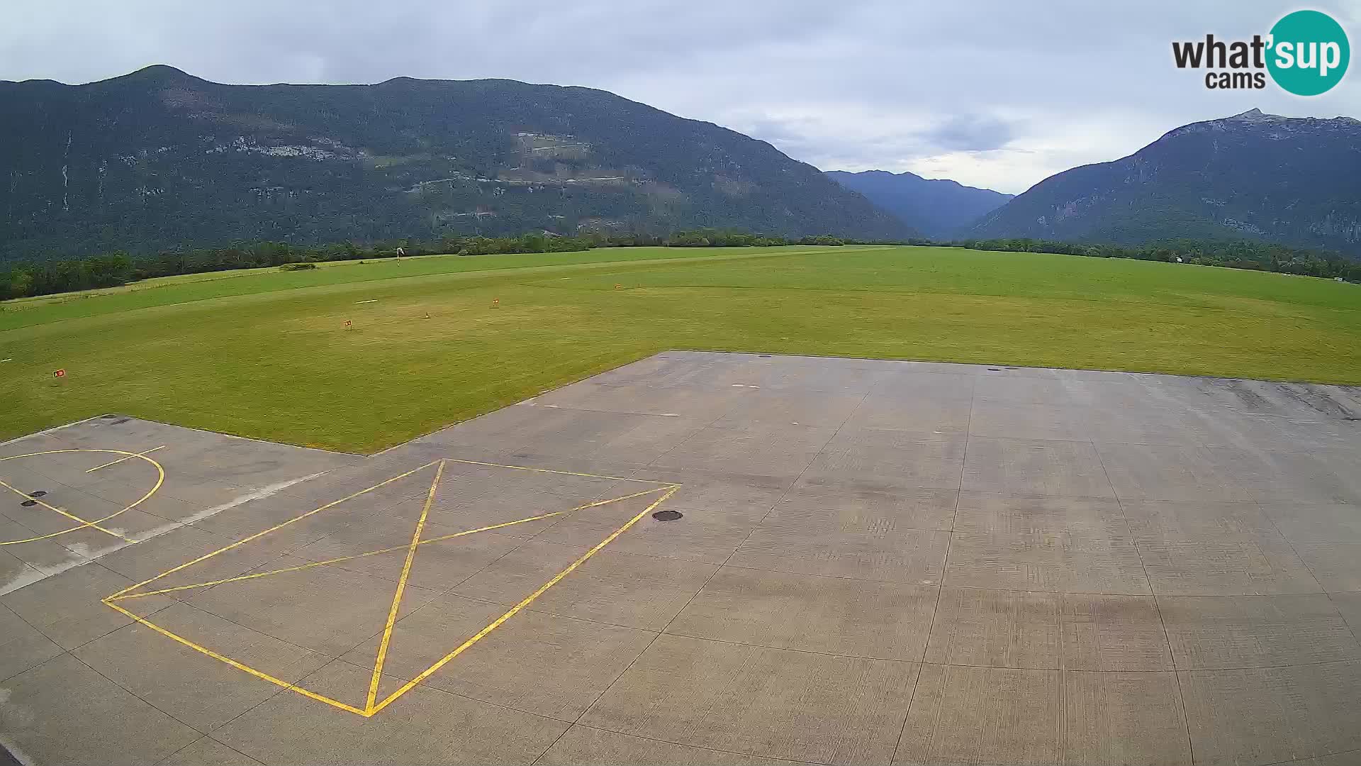 Webcam des Flughafens Bovec – Skydive Bovec