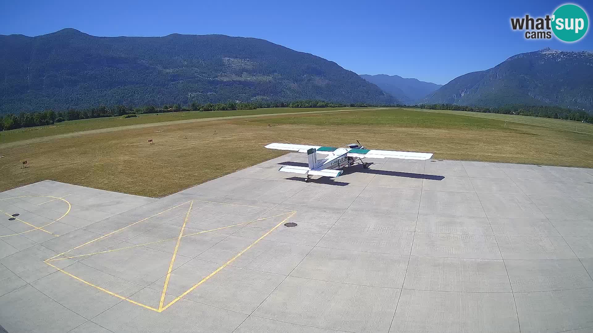Cámara web del aeropuerto de Bovec – Skydive Bovec