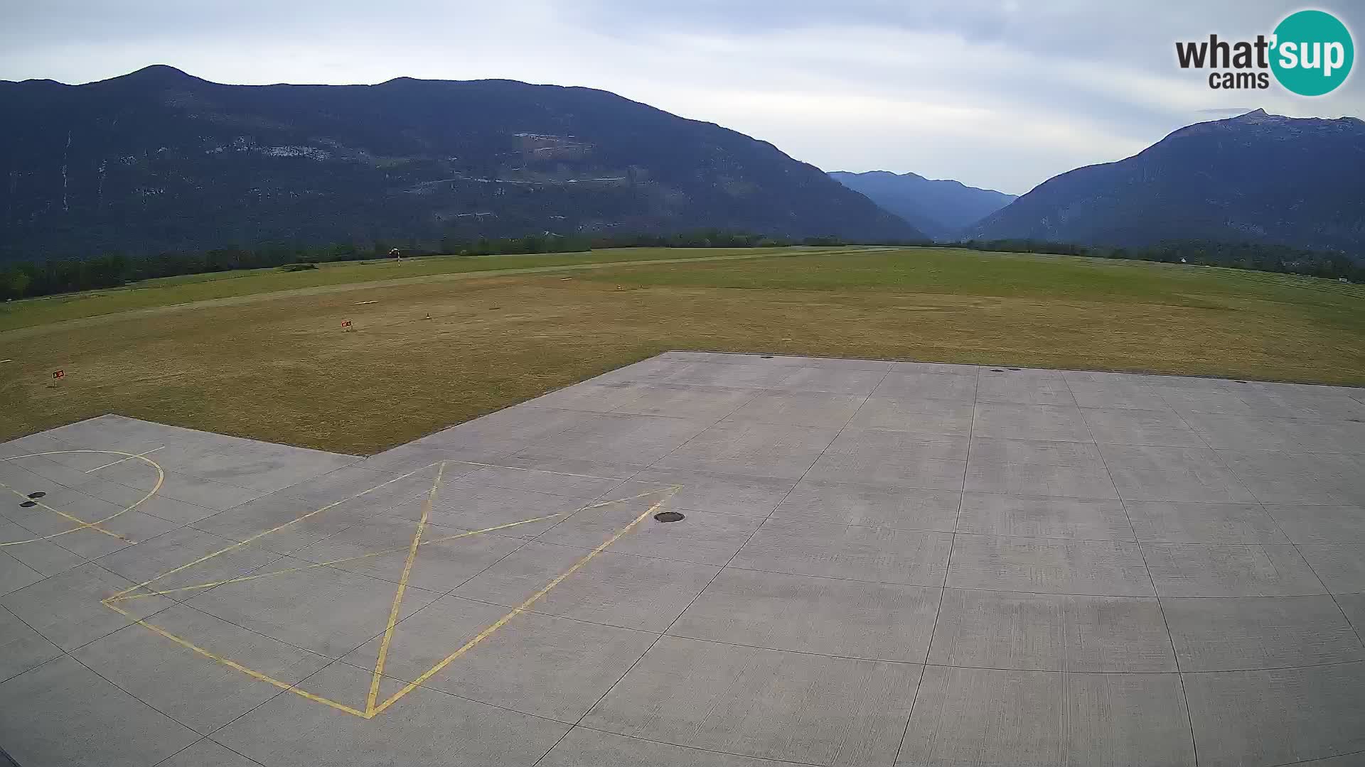 Cámara web del aeropuerto de Bovec – Skydive Bovec