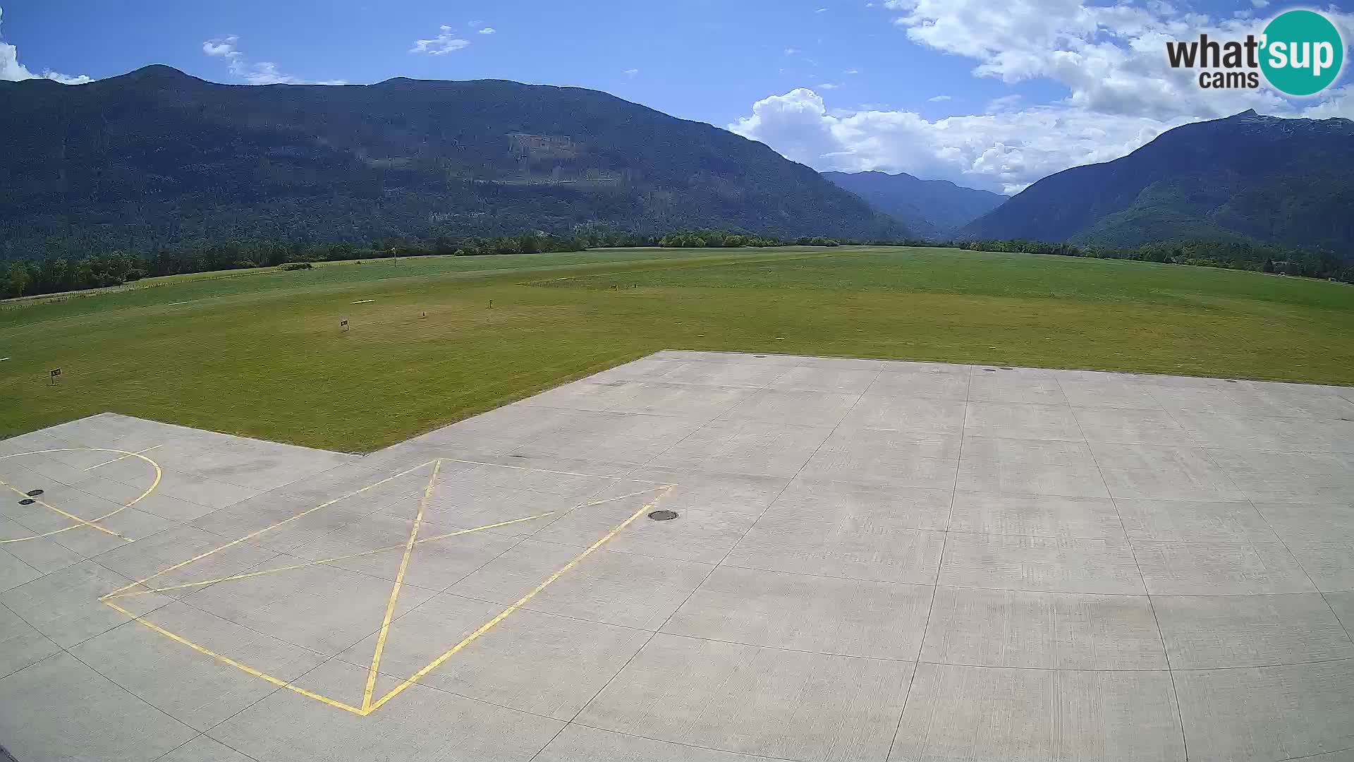 Web kamera zračne luke Bovec – Skydive Bovec