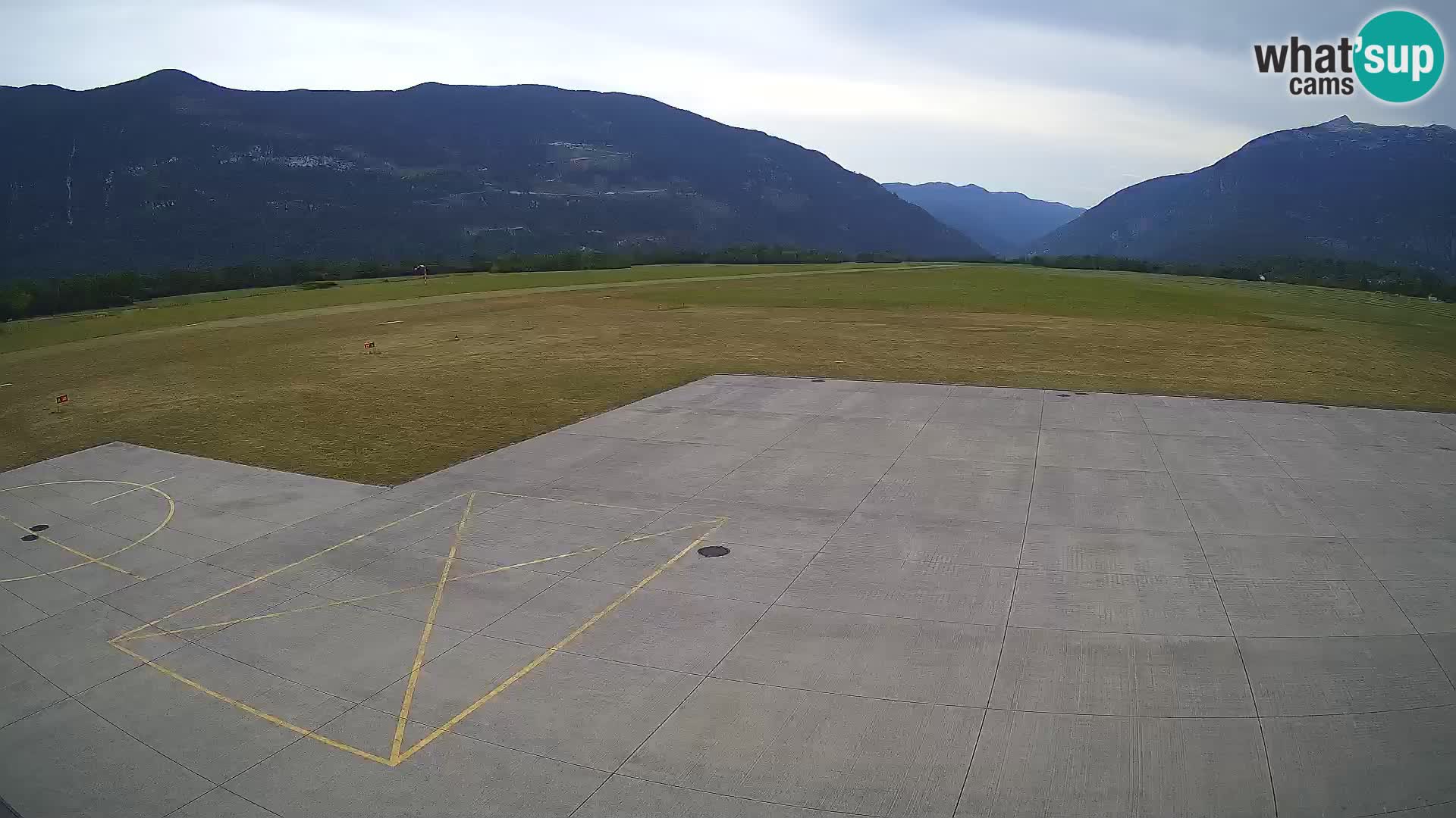 Bovec airport webcam – Skydive Bovec