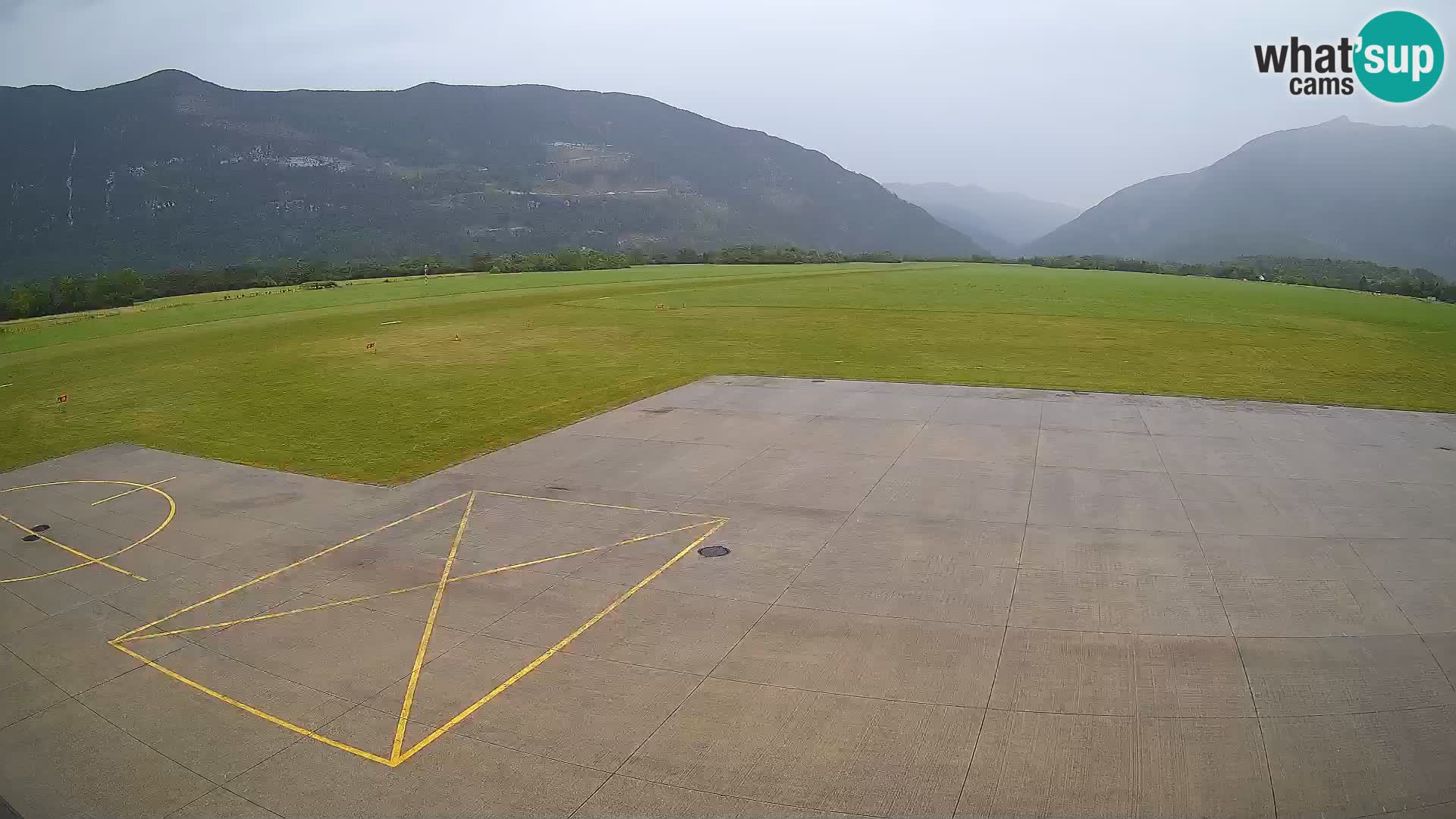 Cámara web del aeropuerto de Bovec – Skydive Bovec