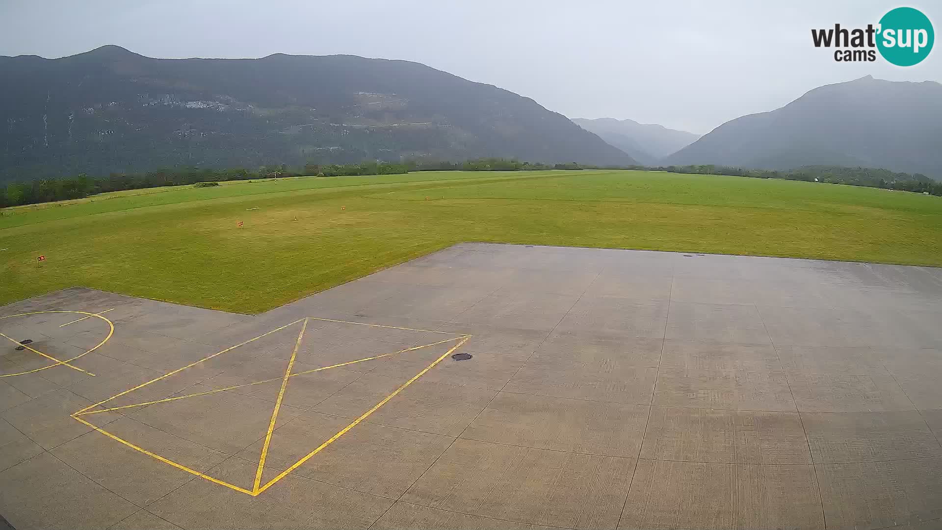Webcam de l’aéroport de Bovec – Skydive Bovec